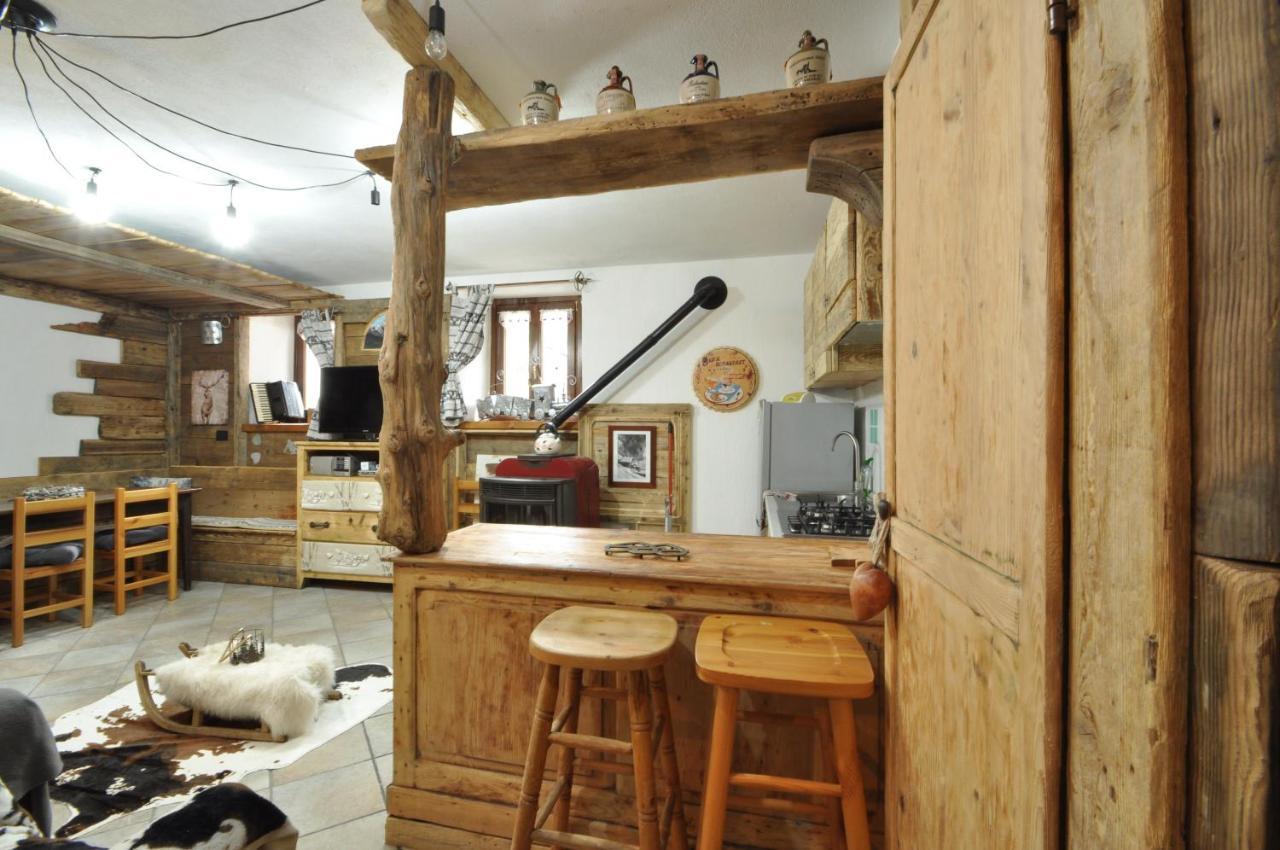 Magnifica Tavernetta Di La Thuile Εξωτερικό φωτογραφία